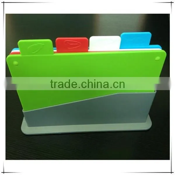 PP Material Good Quality Four PCS In One Set Rectangle Cutting Board