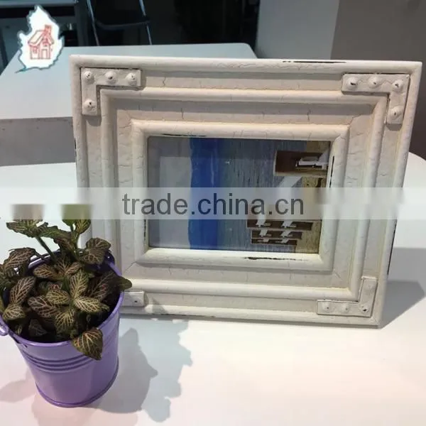 White color photo picture frame with smooth surface and crack painting frame