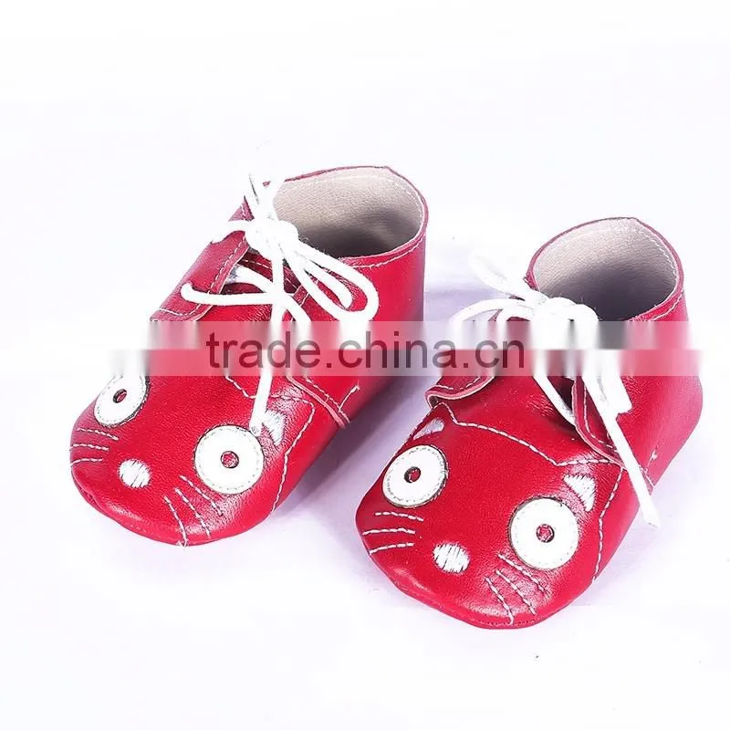 Cute cat design leather baby moccasin