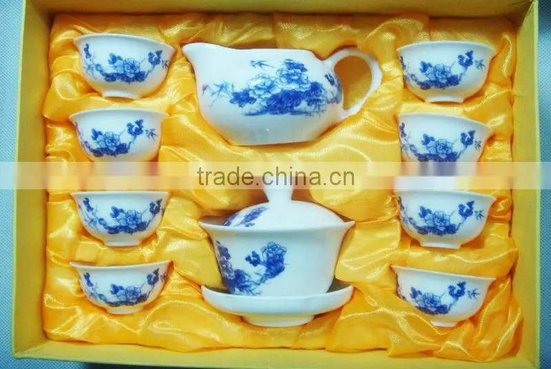 Ceramic Tea Set in Gift Box 10 Pcs