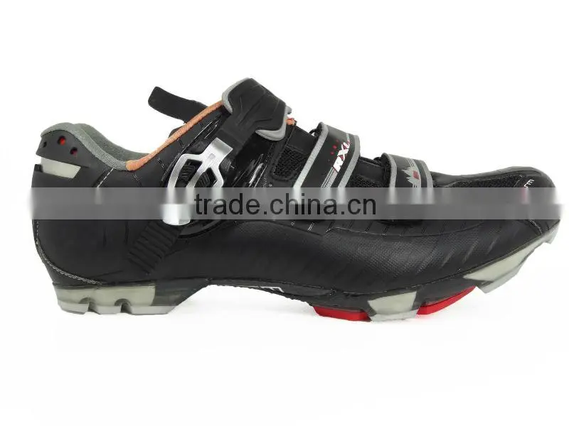 2014 Latest Style OEM Brand Stiff Carbon Fiber Sole MTB Shoes