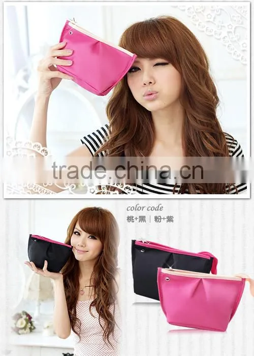 Fresh pleated long zipper polyester cosmetic bag with air hole