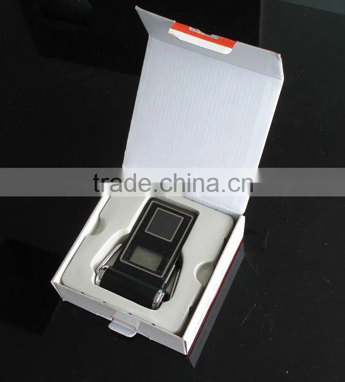Digital photo frame in mobile phone shape