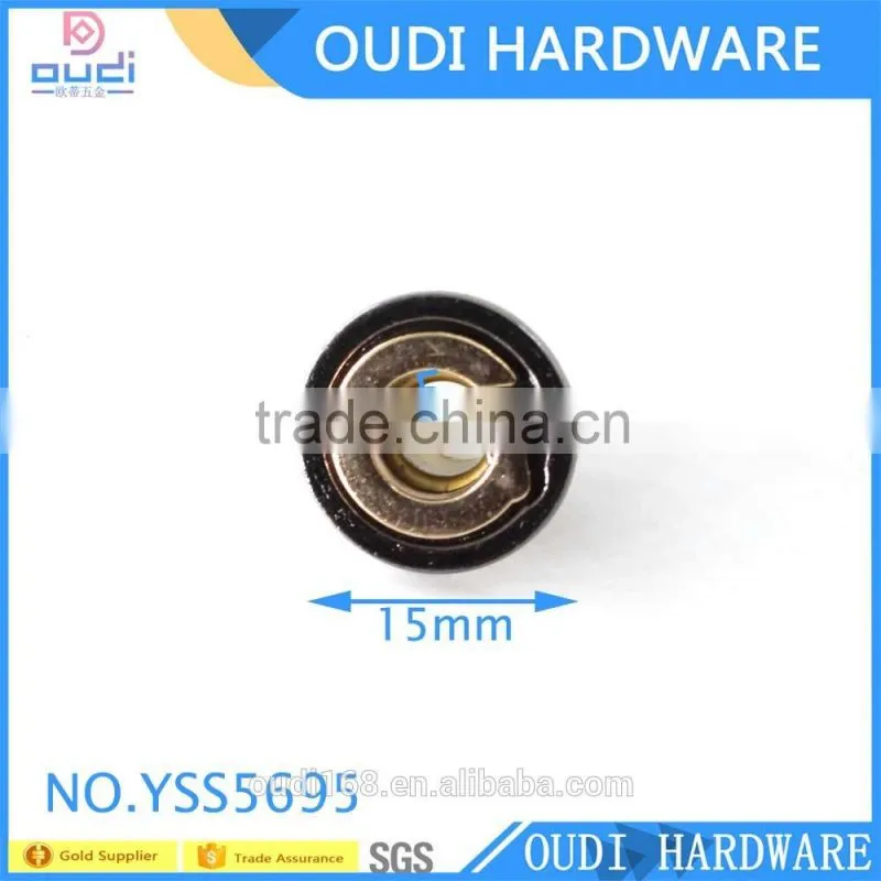 Zinc alloy alphabet G garment eyelets accessories hot seeling in Guangzhou