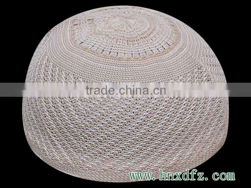 A large number of spot Muslim woven hats
