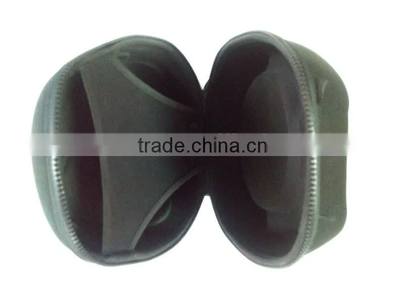 Hard shell helmet case for bicycle