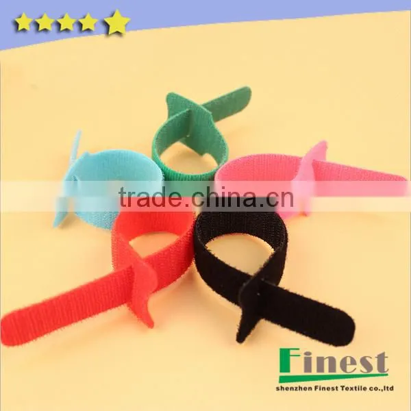 black hook loop cable tie
