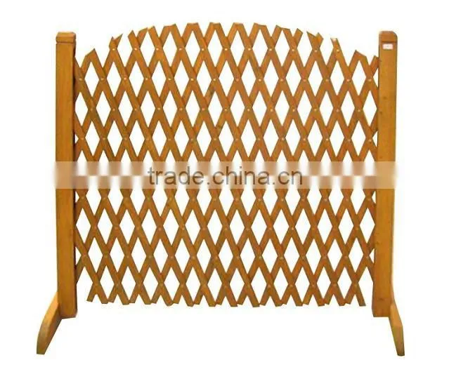 Arch top wooden lattice fence for garden