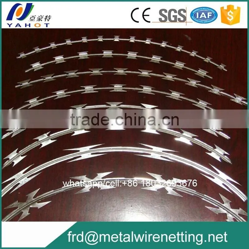 Nine Strips Razor Blade Wire Machinery/Razor Barbed Wire Making machine