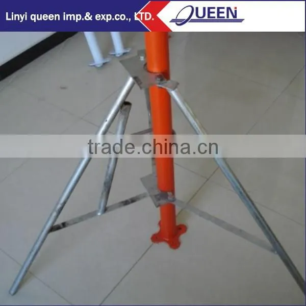 Shoring steel prop forkhead to support beam