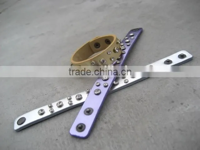 PU Leather Wrist Bands with Different Size Rhinestones