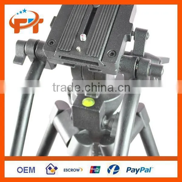 New Pro Vista Video Tripod with FM18 Fluid Head 7518
