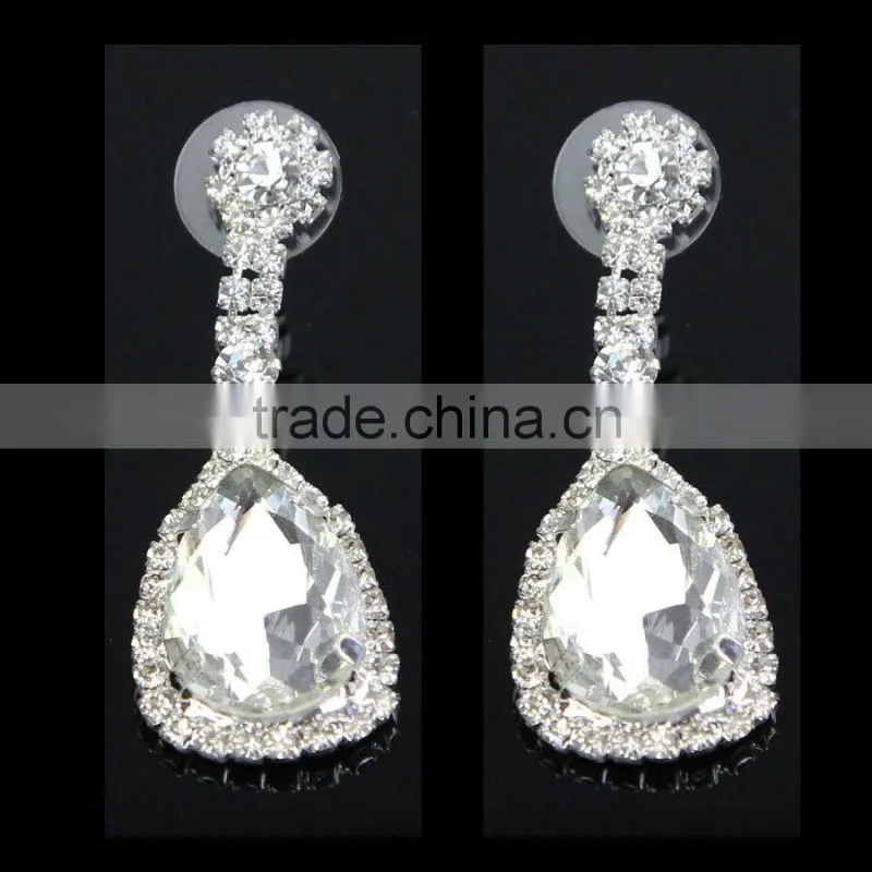 Big diamond Best seller bling long hanging earring with crystals J064724F00