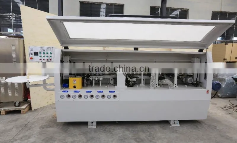 sliding table saw for panel cutting