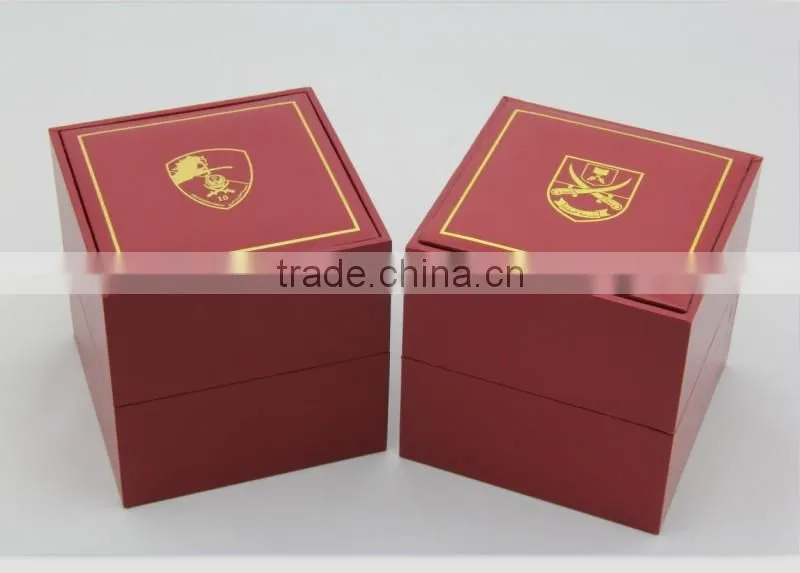 High quality square packaging box with custom gold stamping Logo and soft pad