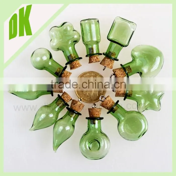 Factory wholesale arts crafts glass vial@ 2ml with cork stopper mini amber perfume drift votive wishing glass bottle wholesale