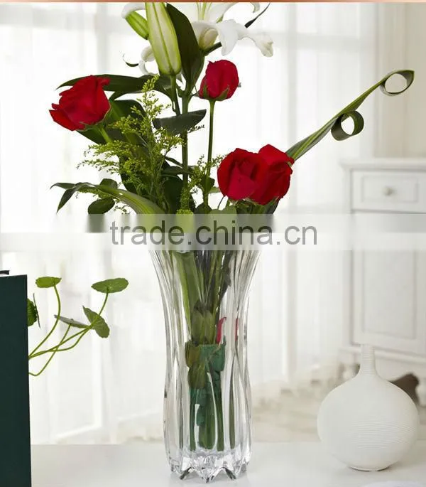 handmade designs tulip shape cutting cheap glass flower vase