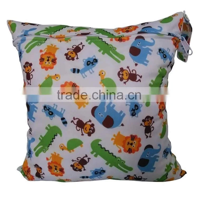 Two Pockets Printed Cloth Diaper Wetbag for Baby,Cloth Diapers Wetbag