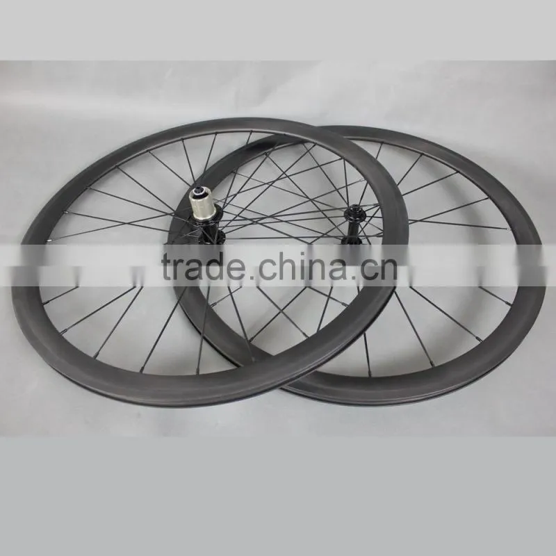 2015 700C carbon fiber clincher wide 23mm road bike wheelset with Basalt brake surface