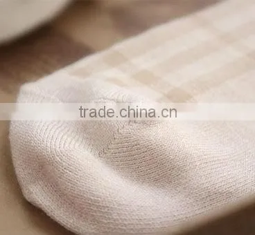 Natural color cotton environmental protection breathable and comfortable socks