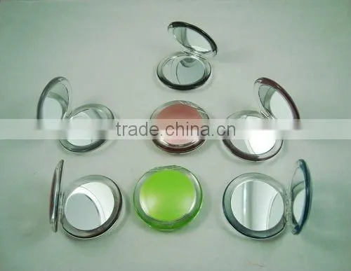 10x magnified foldable plastic pocket mirror