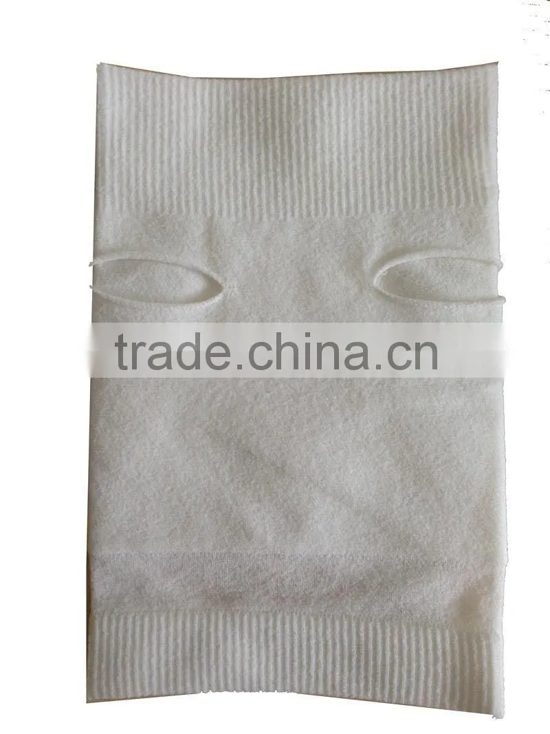 HEAT PAIN RELIEF PATCHES AND SUPPORT FOR WRIST