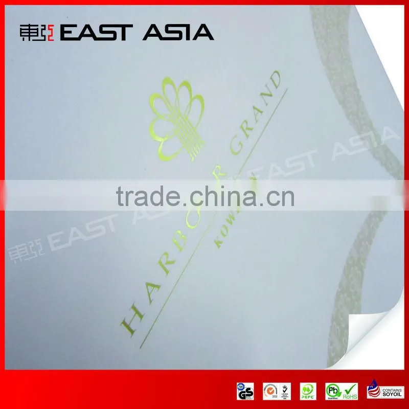 White Hot Stamped Art Paper Bags with Eyelet & Spot UV Coating