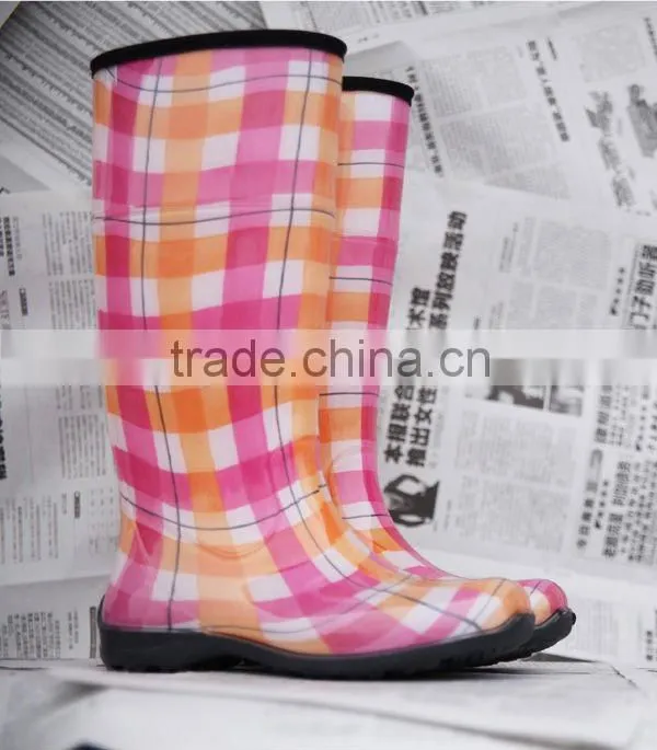 2015 best selling fashionable women rain boots