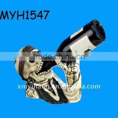 2011 new fashion polyresin skeleton shape wine bottle holder