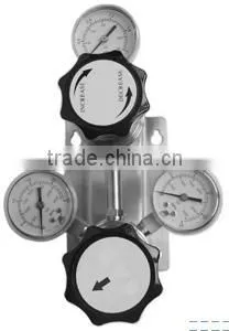 Switching gas cylinder regulator ,air pressure relief valve