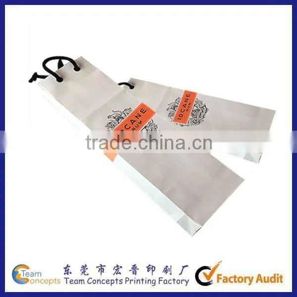 Custom printing wine packaging paper bag with cotton handle