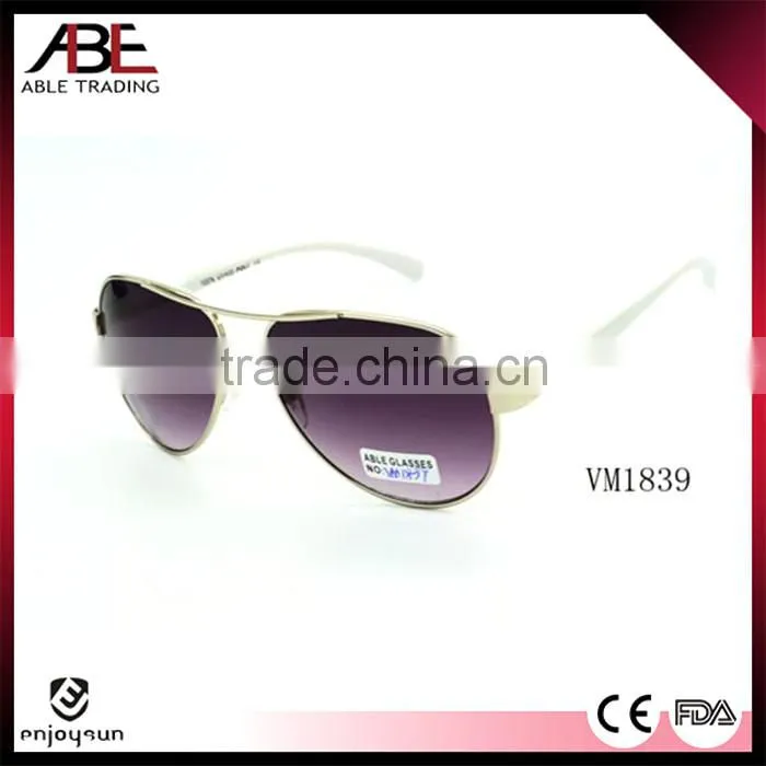2016 fashion classic uv400 lens polarized glasses metal cheap sunglasses ce eyewear
