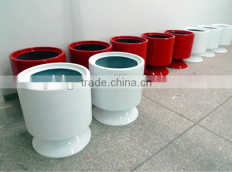 Outdoor glossy fiberglass planter