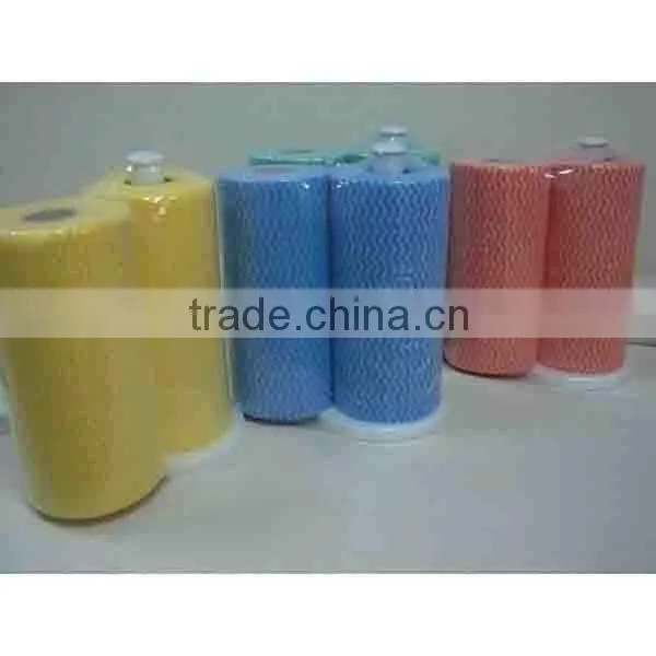 Nonwoven cleaning cloth for floor