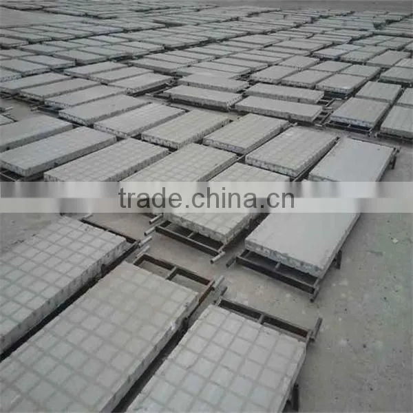 Nano-composite wall panel/insulation material