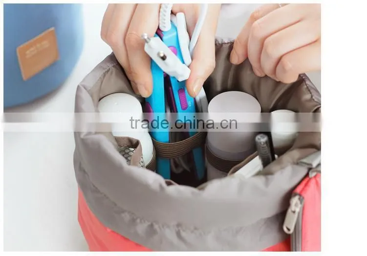 Hot Selling Popular Professional Travel Make-up Pouch Mini Size Large Capacity Travel Dresser Pouch