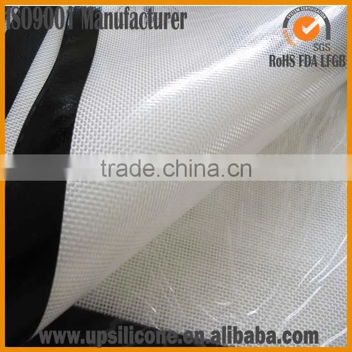 Silicon baking mat coated with fiberglass