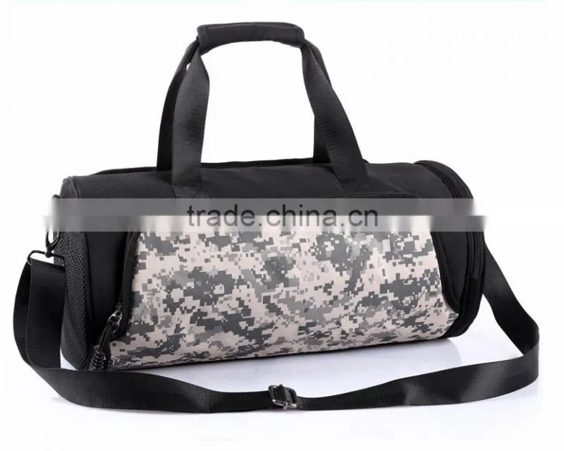 Fashion camo fabric sport gym bag with compartment