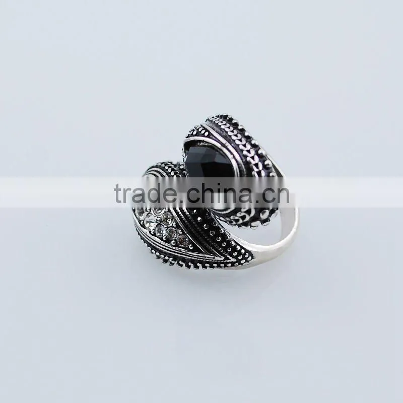 Alloy Cluster Ring