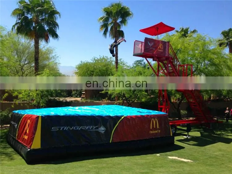 Customized design outdoor inflatable bike jump air bag for skiing
