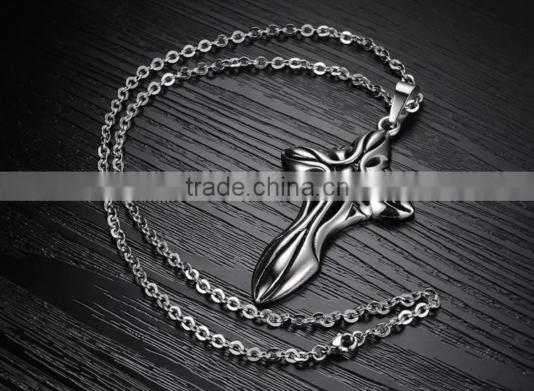 2016 Hotselling design gothic wind The cross of carve patterns Rock and roll style titanium steel necklace