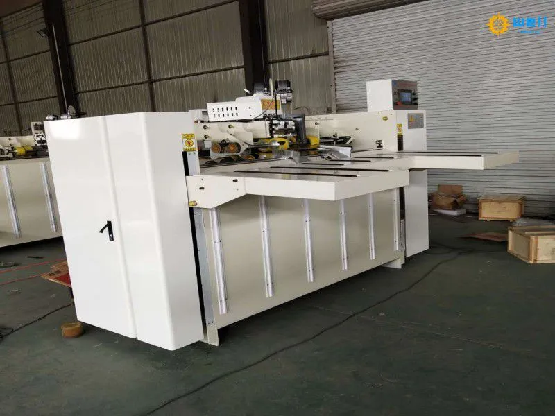 semi-automatic carton stitching machine