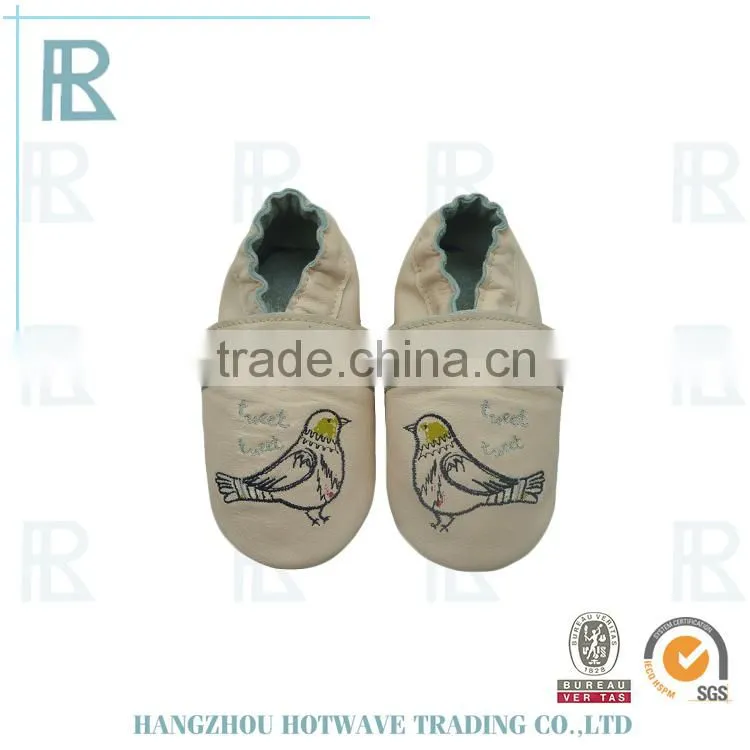 New fashion style hot selling crochet baby girls shoes