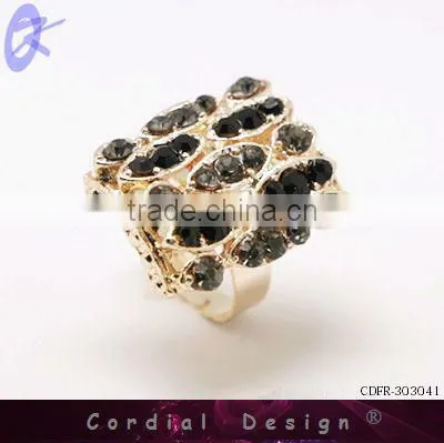 2013 Hot Sale Wholesale Fashion Jewelry Colour Rhinestone Alloy Ring