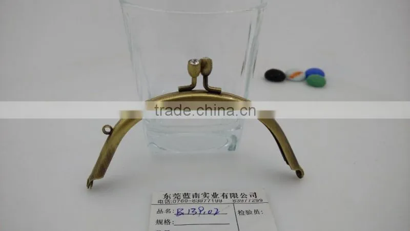 Factory price bronze 11.7*5.3cm double metal coin purse With diamond for ladies handbags China manufacturer