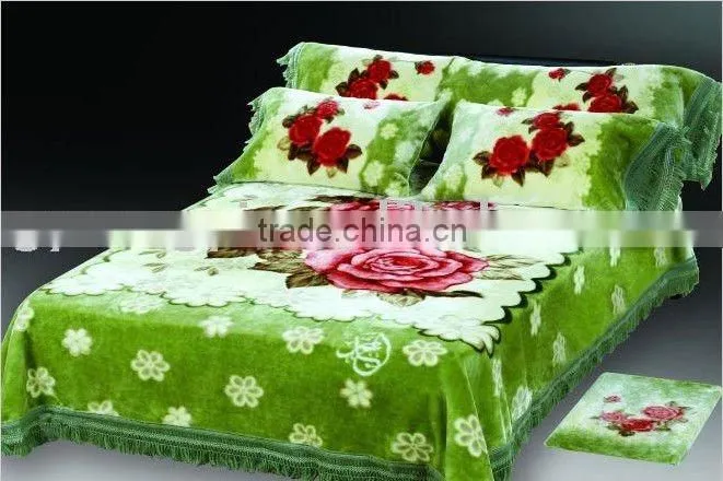 100% ployester printed super soft and carved blanket set