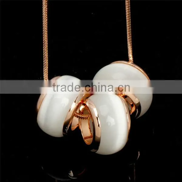 Rose gold plated zirconia pendant in 925 silver