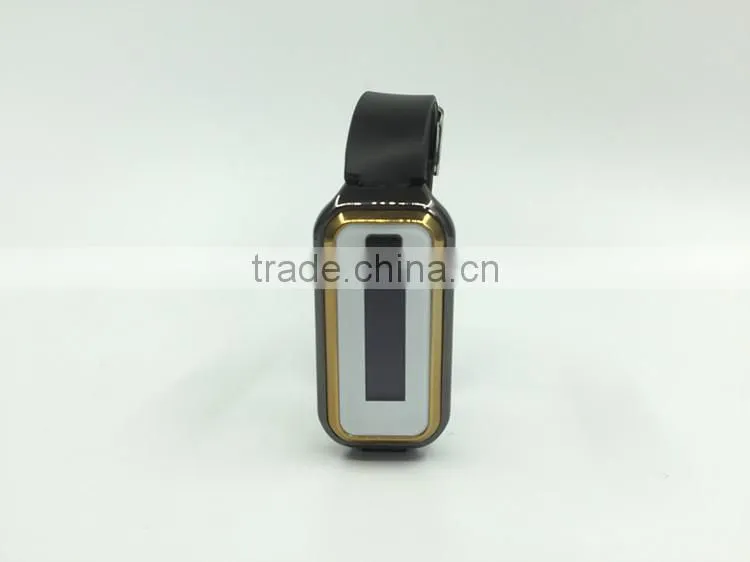 2015 New Fashion Health Assistant Waterproof Bluetooth Wristband Good Quality Customized FitnessTracker Pedometer Wristband