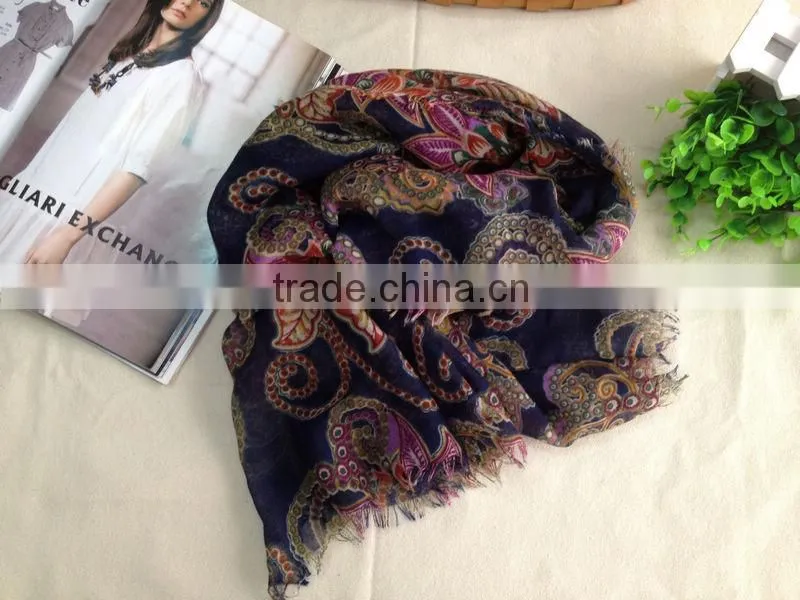 China factory custom women red fashion scarf,printed scarf,pashmina scarf