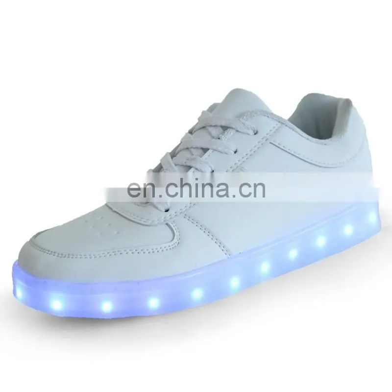 Wholesale lace up skull led light shoes skeleton led sneakers casual 2017